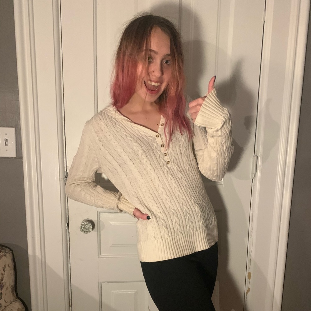 Aeropostale sweater, great condition